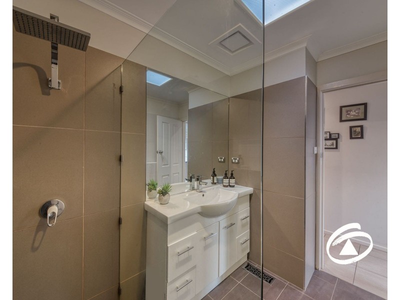 1/11 Miller Street, Berwick VIC 3806