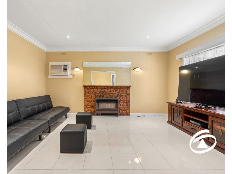 110 Somerville Road, Hampton Park VIC 3976