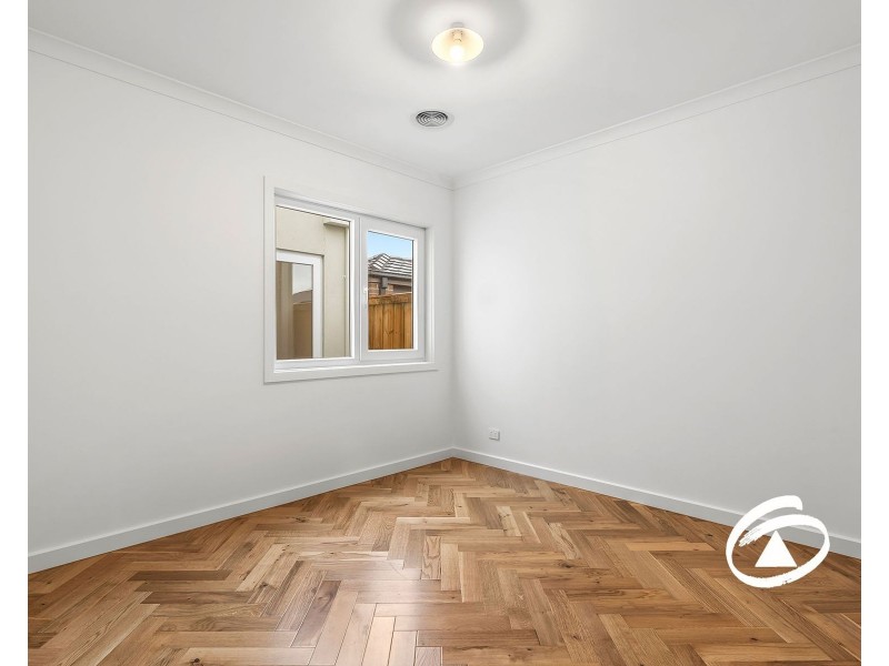 15 Tin Alley Avenue, Clyde VIC 3978