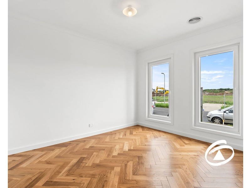 9 Grattan Street, Clyde VIC 3978