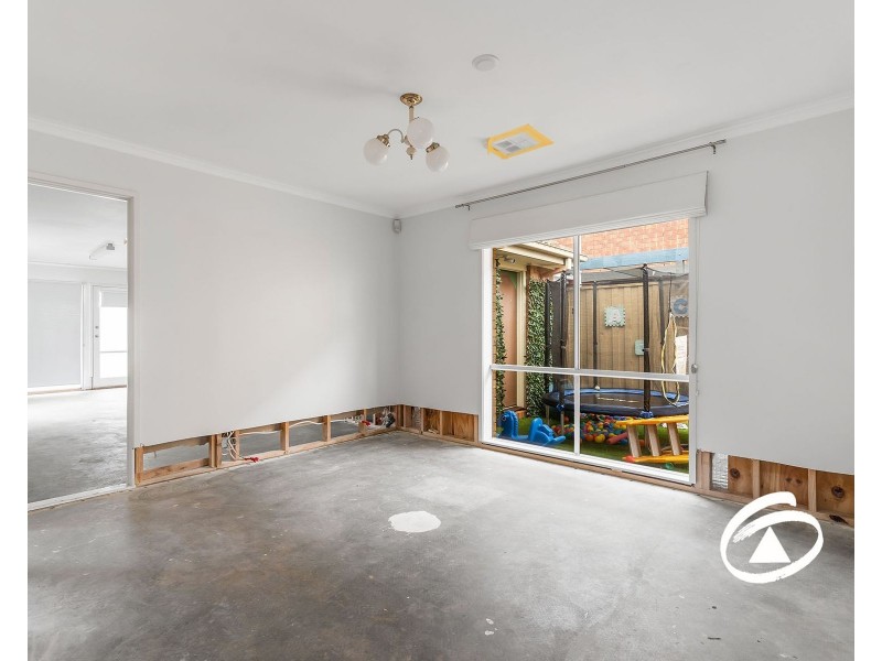 1 Strathaird Drive, Narre Warren South VIC 3805