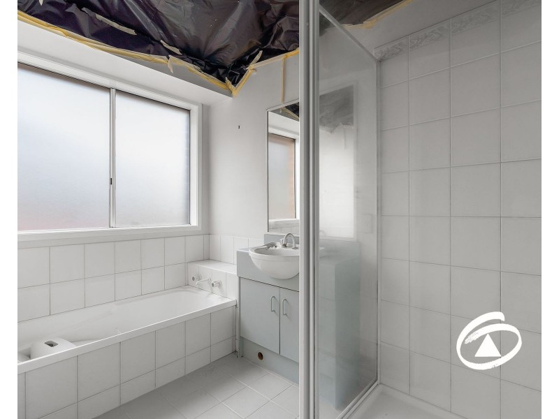 1 Strathaird Drive, Narre Warren South VIC 3805