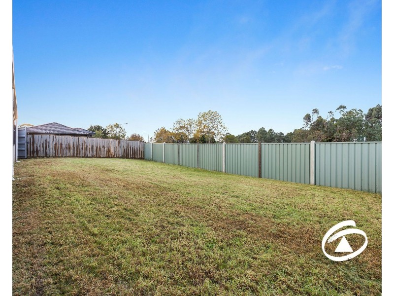 1 Strathaird Drive, Narre Warren South VIC 3805