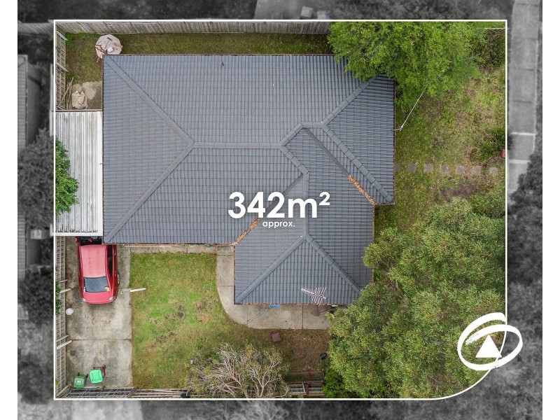 15 Ruffy Drive, Cranbourne VIC 3977