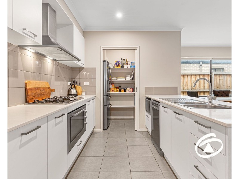 13 Creekside Street, Clyde VIC 3978