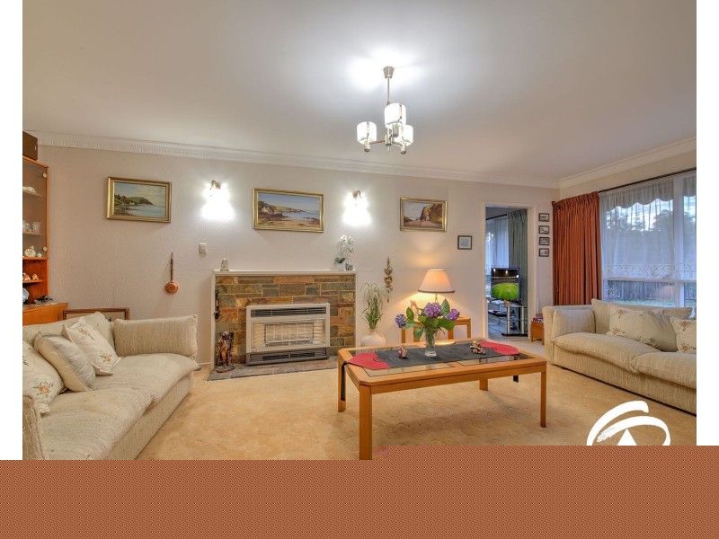 16 York Road, Berwick VIC 3806