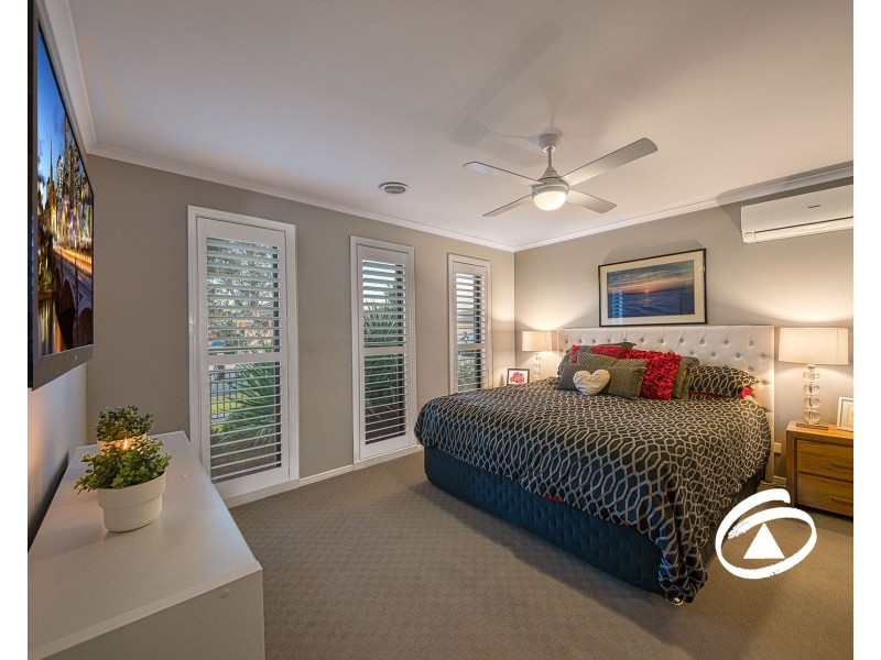 19 Pomegranate Way, Pakenham VIC 3810
