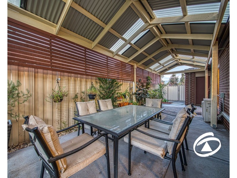 19 Pomegranate Way, Pakenham VIC 3810