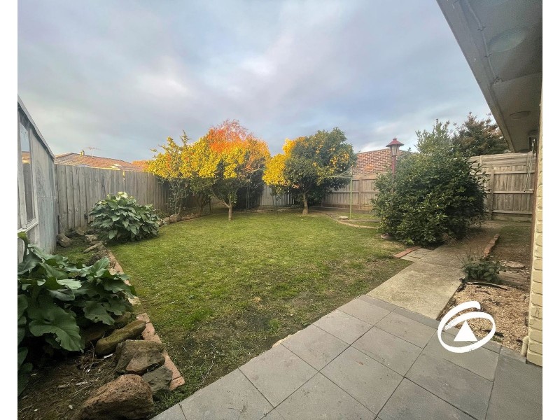 4 Hardy Court, Berwick VIC 3806