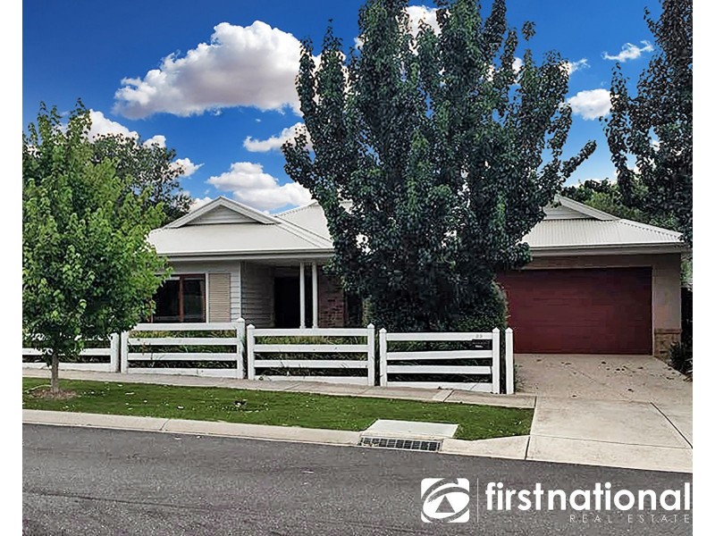 23 Kooyong Close, Officer VIC 3809