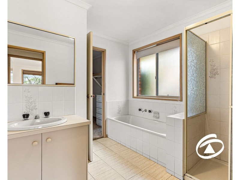 1/6 Eaton Place, Narre Warren VIC 3805