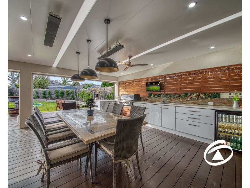 40 St Ives Drive, Narre Warren South VIC 3805