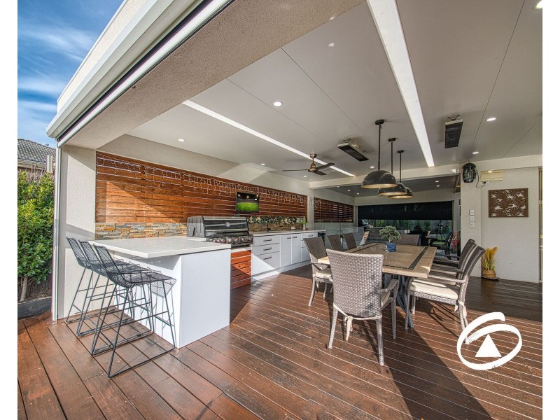 40 St Ives Drive, Narre Warren South VIC 3805