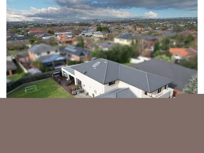 40 St Ives Drive, Narre Warren South VIC 3805