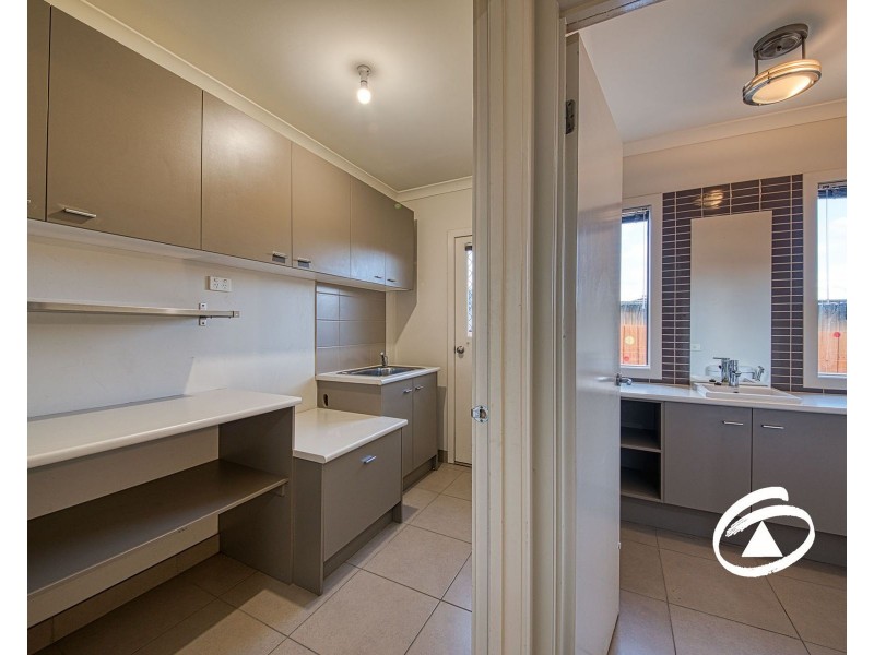 5 Rubina Court, Berwick VIC 3806