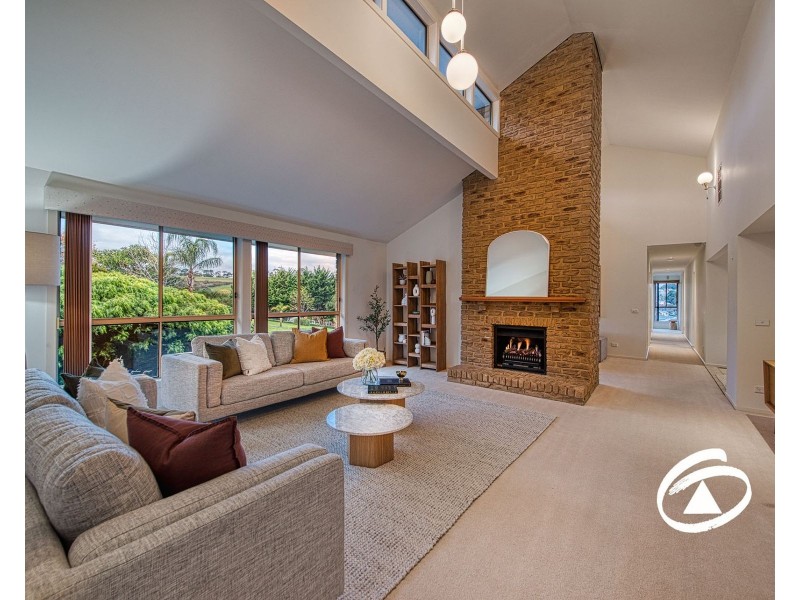 17-19 Leemak Crescent, Berwick VIC 3806