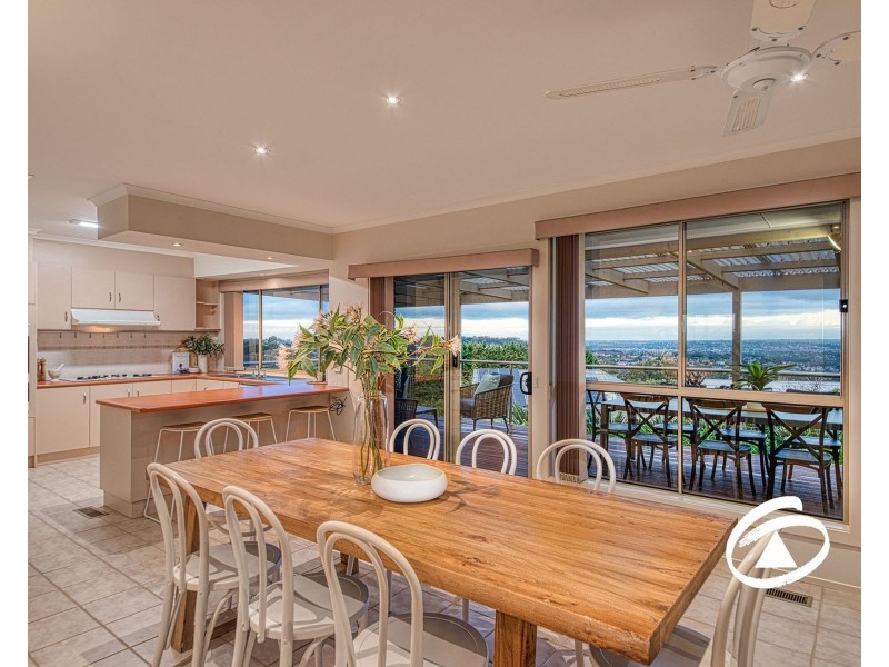 17-19 Leemak Crescent, Berwick VIC 3806