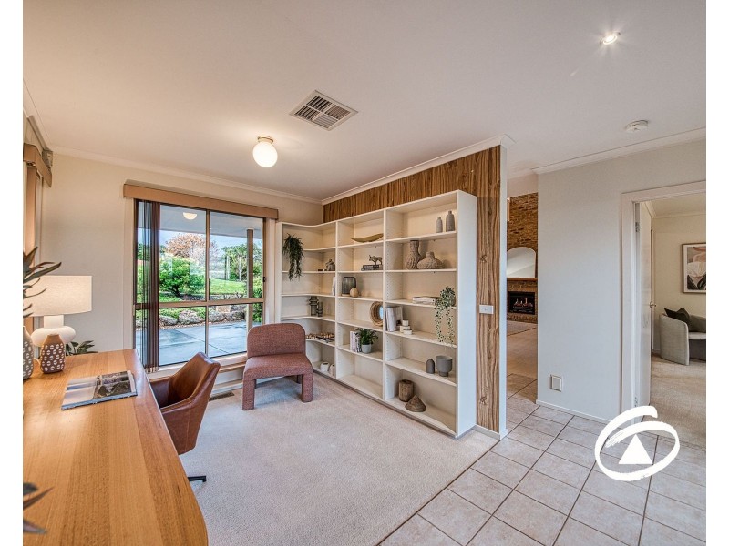 17-19 Leemak Crescent, Berwick VIC 3806