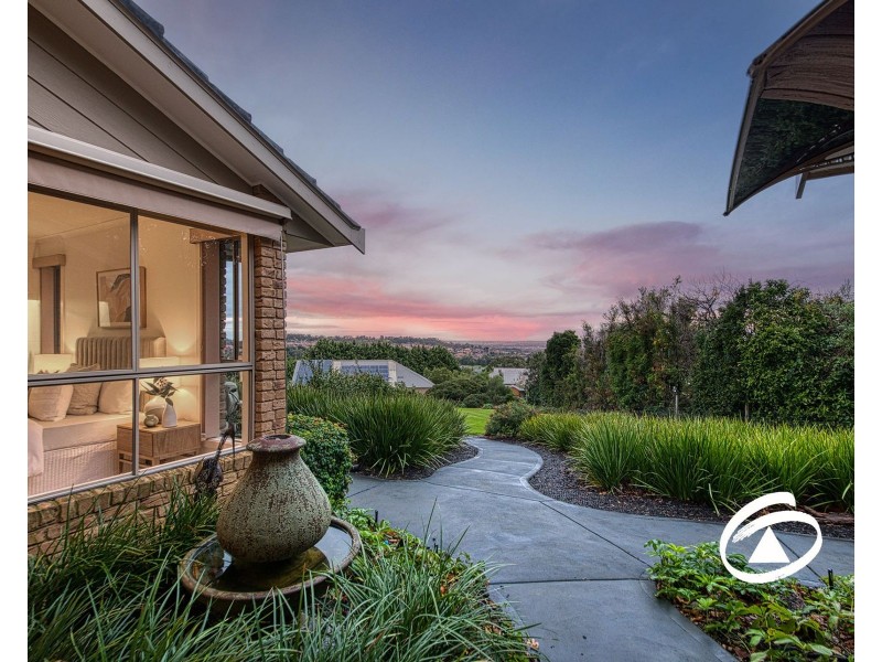 17-19 Leemak Crescent, Berwick VIC 3806
