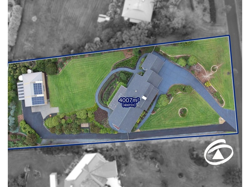 17-19 Leemak Crescent, Berwick VIC 3806