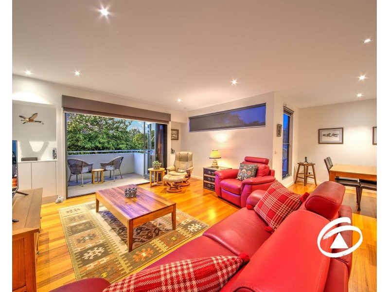 1/14 Peel Street, Berwick VIC 3806