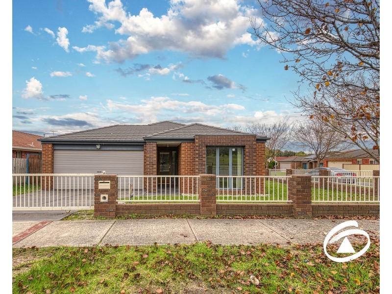 2 Stream Walk, Hallam VIC 3803
