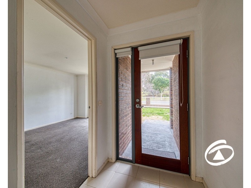 2 Stream Walk, Hallam VIC 3803