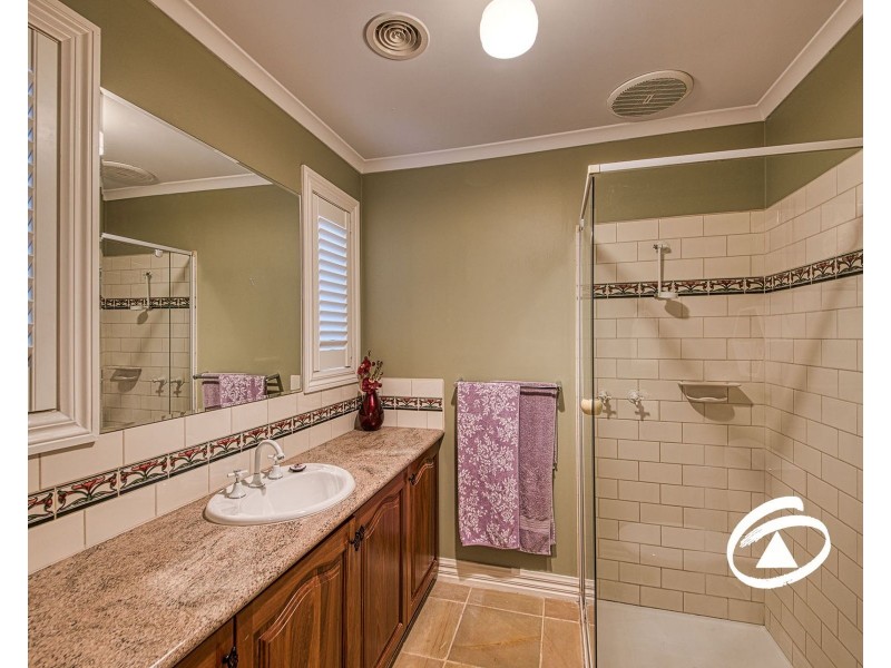 3 Scott Lee Drive, Beaconsfield VIC 3807