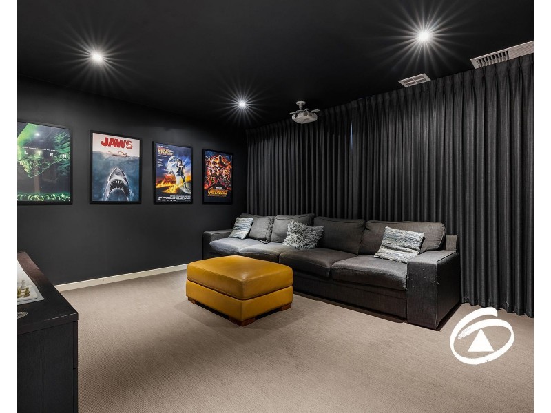 3 Graziers Crescent, Clyde North VIC 3978