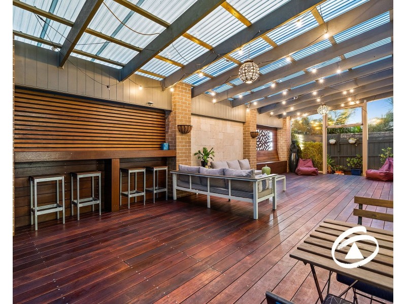 3 Graziers Crescent, Clyde North VIC 3978