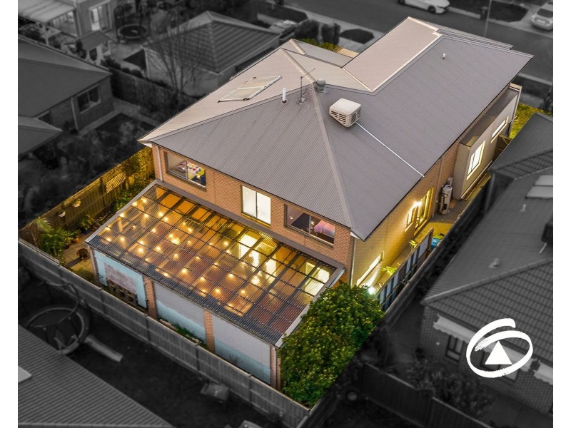 3 Graziers Crescent, Clyde North VIC 3978