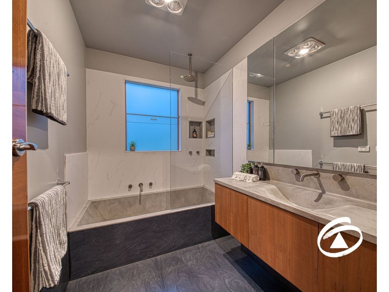 75 Lilliput Lane, Pakenham Upper VIC 3810