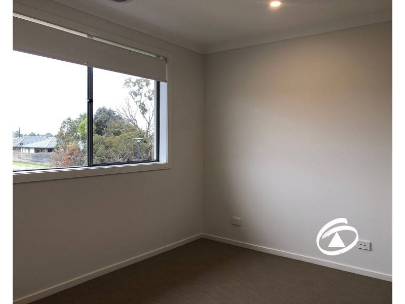 3 Hughes Lane, Officer VIC 3809