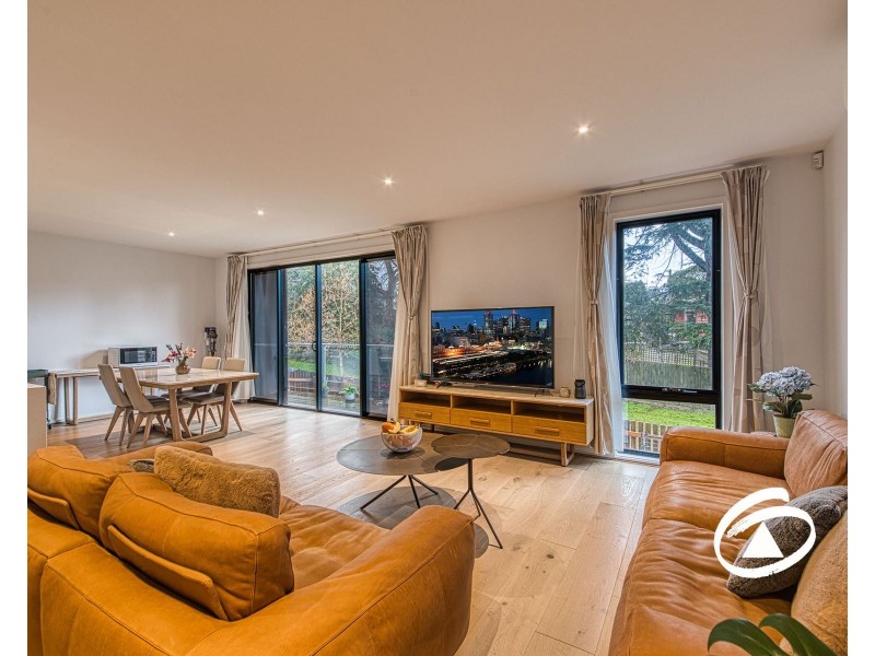 41 Willowdene Way, Berwick VIC 3806
