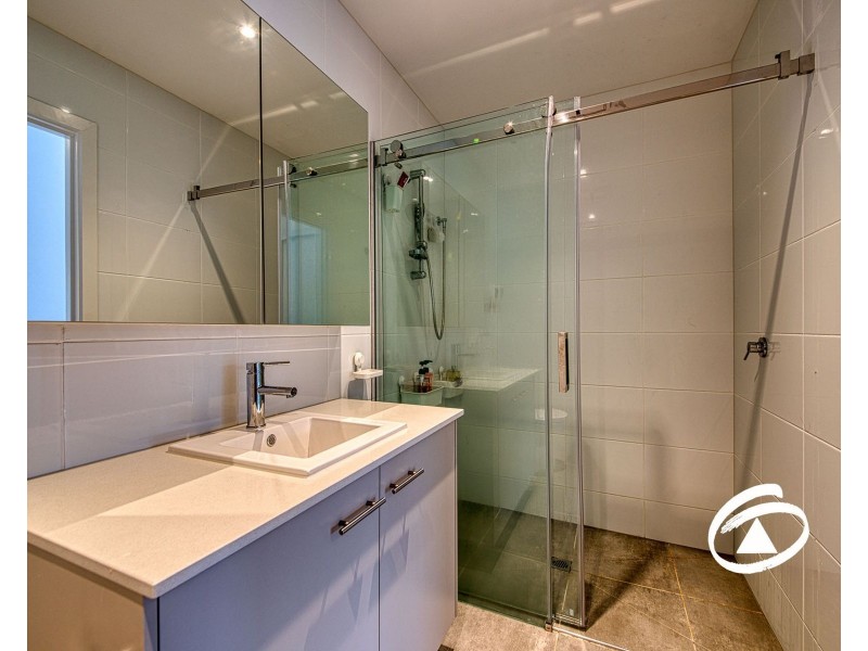 41 Willowdene Way, Berwick VIC 3806