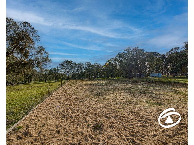 210 Split Rock Road, Beaconsfield Upper VIC 3808