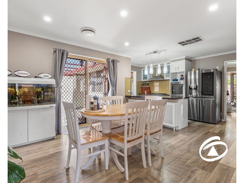 4 Cash Close, Hampton Park VIC 3976