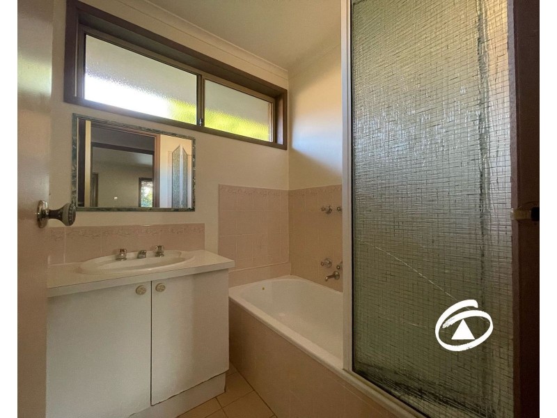 29 Garnet Close, Narre Warren VIC 3805