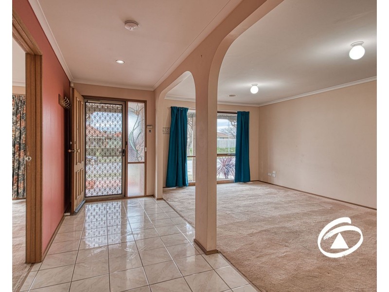 48 Bunbury Avenue, Narre Warren VIC 3805