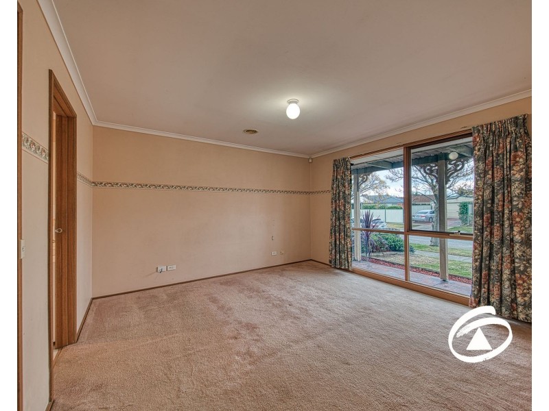48 Bunbury Avenue, Narre Warren VIC 3805