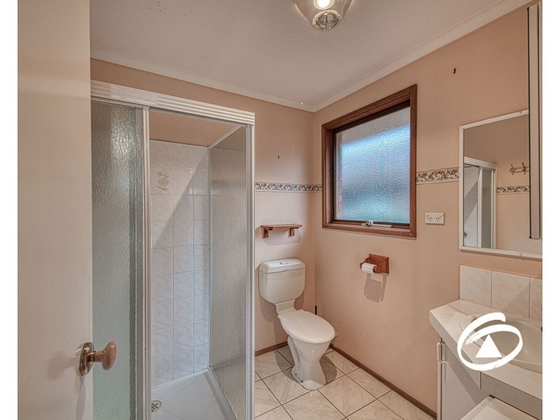 48 Bunbury Avenue, Narre Warren VIC 3805