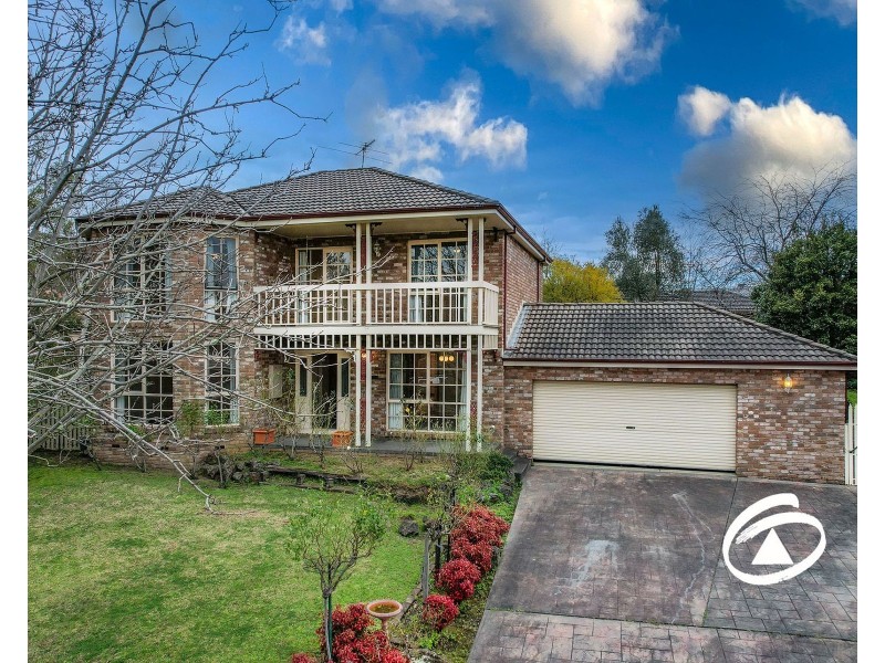 6 Savanna Court, Berwick VIC 3806