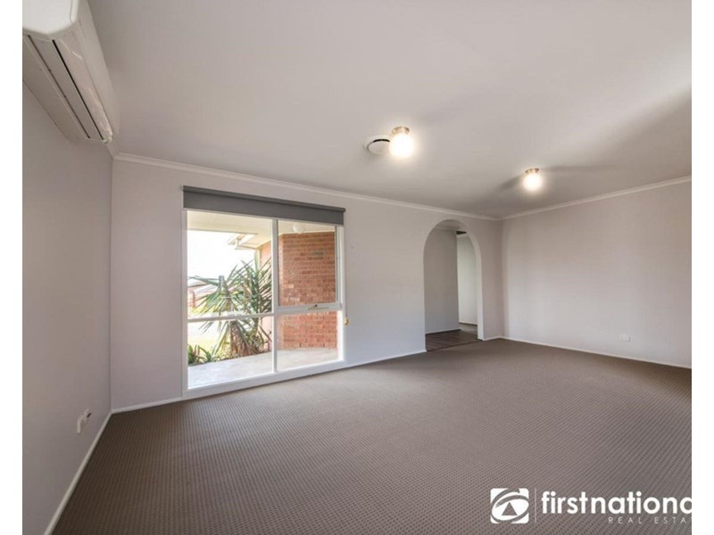 55 Lodge Crescent, Berwick VIC 3806