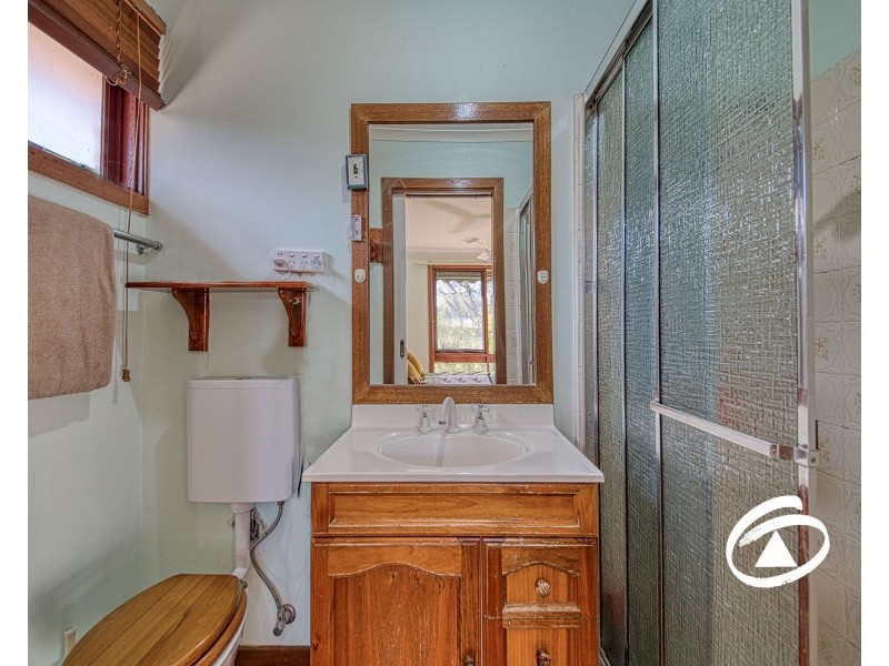 16 Briar Close, Narre Warren VIC 3805