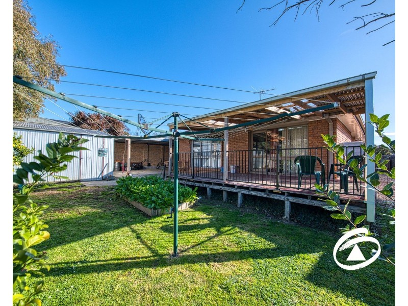 16 Briar Close, Narre Warren VIC 3805