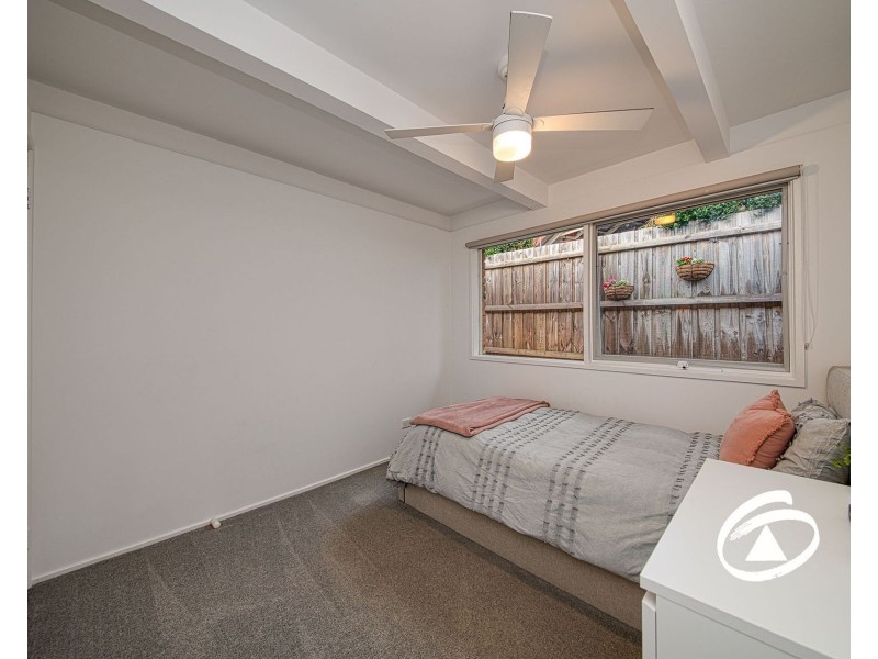 6 Ellaswood Close, Berwick VIC 3806