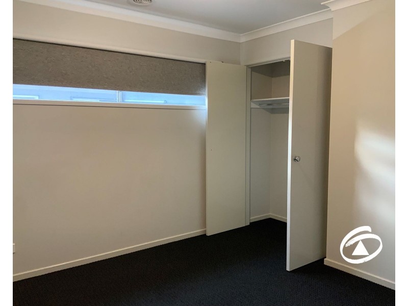 31 McEwan Drive, Cranbourne East VIC 3977