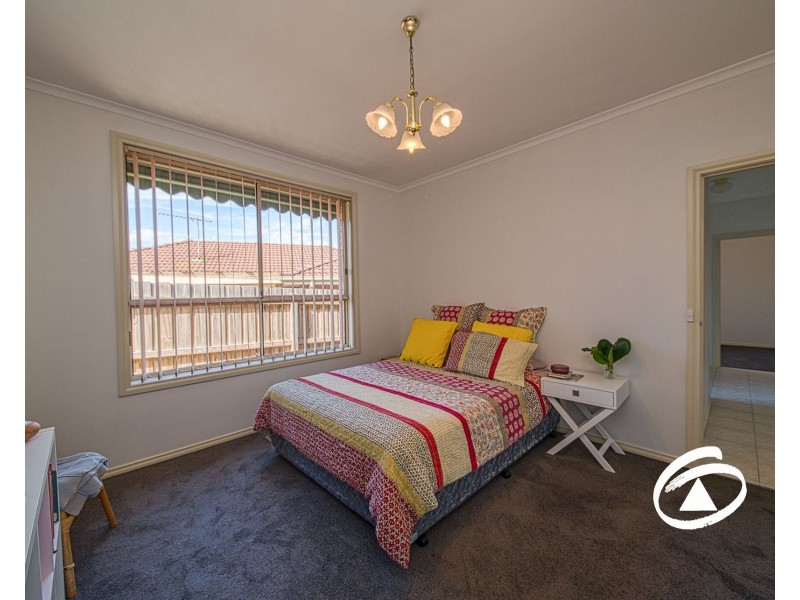 4 Holly Place, Narre Warren VIC 3805