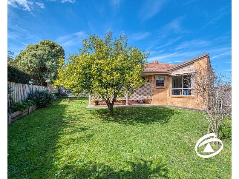 4 Holly Place, Narre Warren VIC 3805