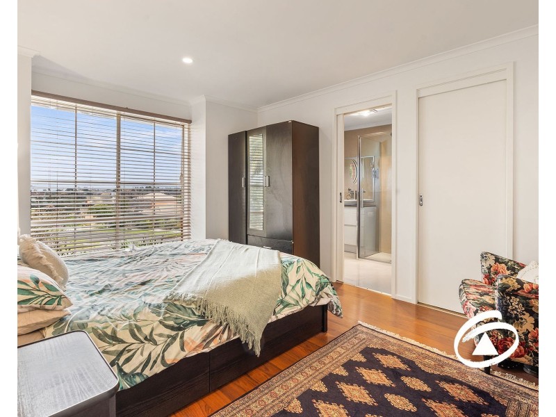 137 Gleneagles Drive, Endeavour Hills VIC 3802